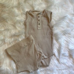 Kate Quinn Summer Outfit